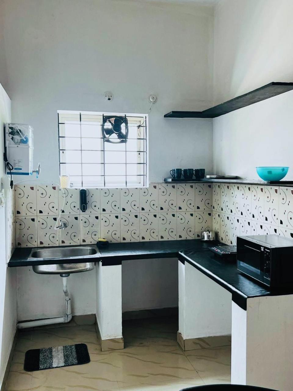 Hegde Residency Villa Chikmagalūr Exteriör bild